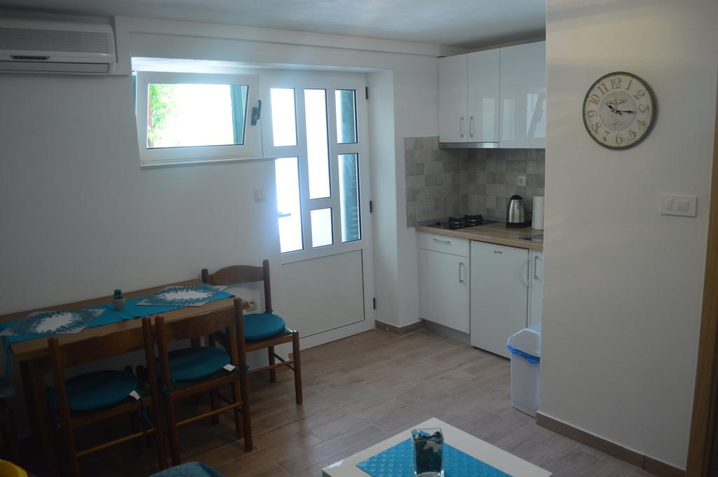 Apartments Marino Gojak Makarska Exteriör bild